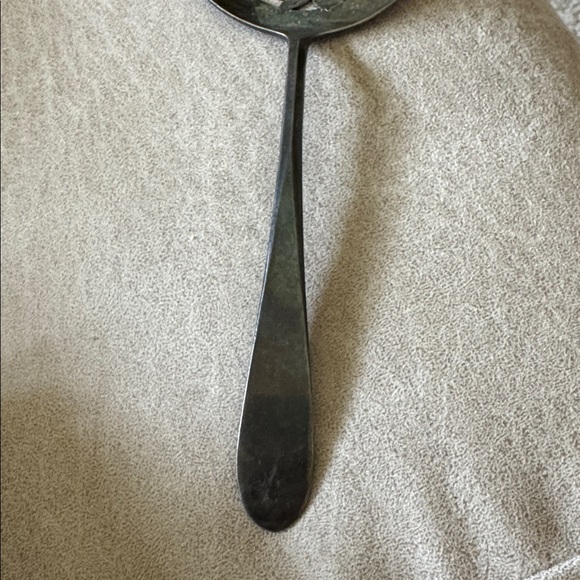 Vintage Silver-Plated Serving Spoon Tomato Relish WM Rogers MFG Original Rogers - Picture 3 of 4